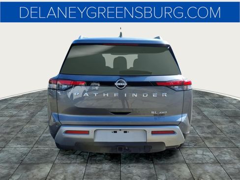 Used 2025 Nissan Pathfinder SL w/ SL Premium Package AWD/4WD image 4