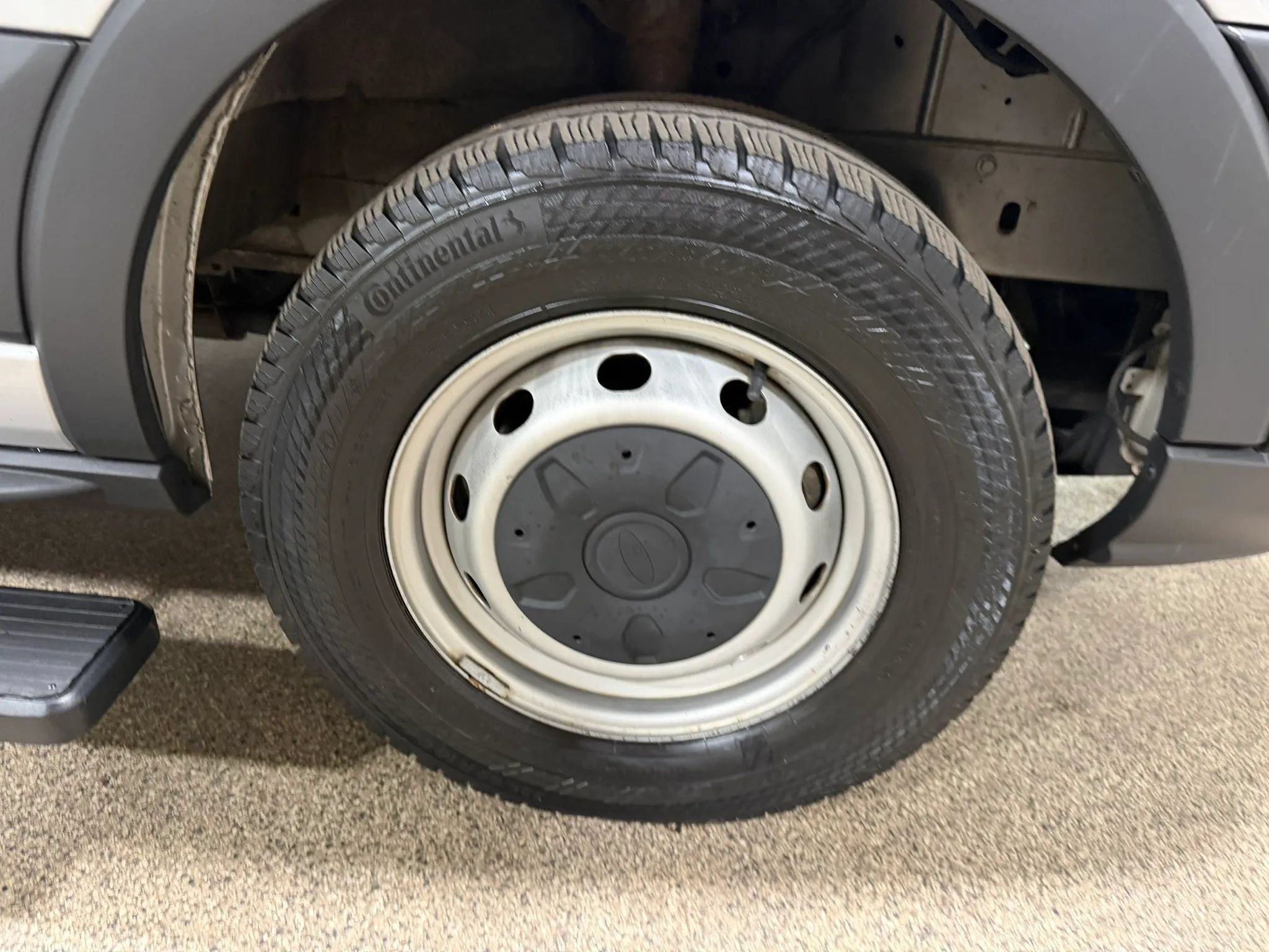 Used 2018 Ford Transit 350 XL RWD image 51