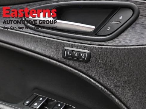 Used 2020 Alfa Romeo Stelvio AWD image 21