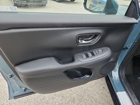 New 2026 Honda HR-V EX-L image 8