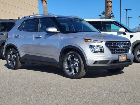 New 2026 Hyundai Venue SEL image 30