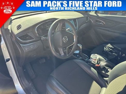 Used 2018 Buick Encore Preferred image 6