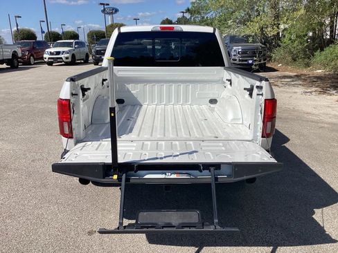 Used 2019 Ford F150 Limited image 10