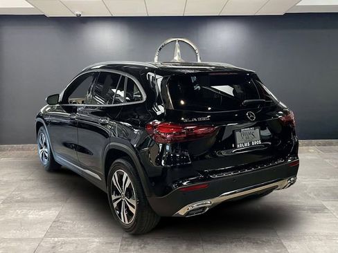 Certified 2024 Mercedes-Benz GLA 250 4MATIC image 4