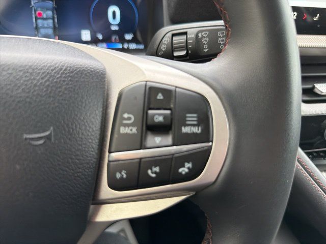 Certified 2025 Ford Explorer Active AWD/4WD image 16