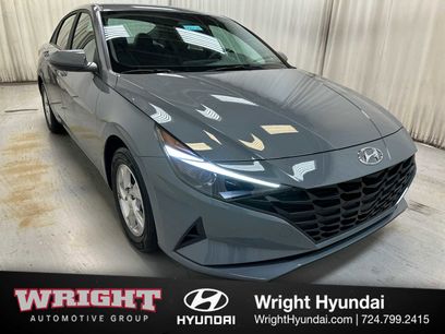 Certified 2023 Hyundai Elantra SE w/ Cargo Package