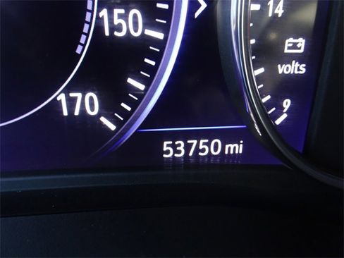 Used 2024 Buick Enclave Premium image 24