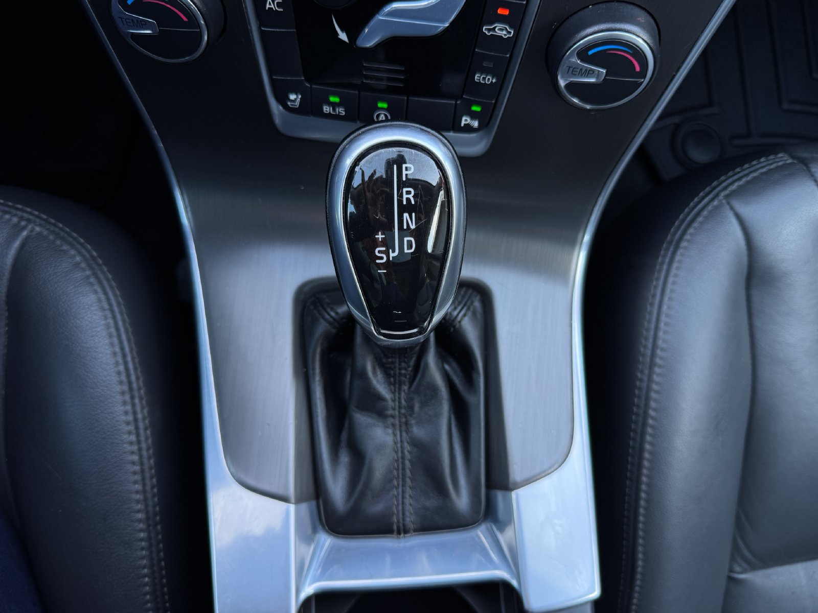 Used 2015 Volvo V60 T5 Premier FWD image 27
