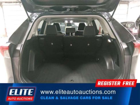 Used 2023 Toyota RAV4 LE AWD/4WD image 33