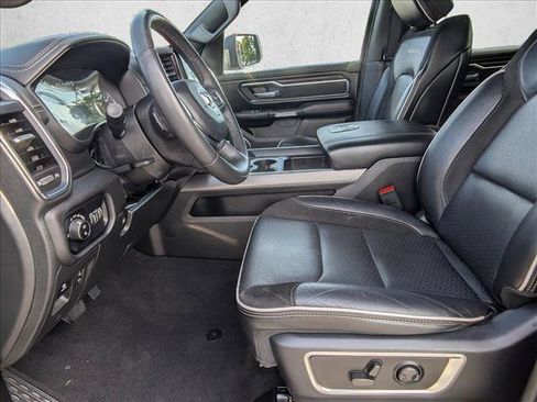 Used 2025 RAM 1500 Laramie AWD/4WD image 16