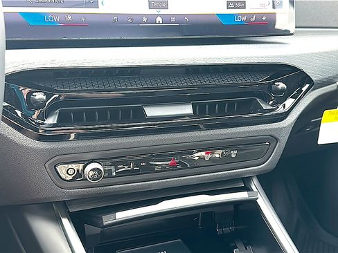 New 2026 BMW 330i Sedan w/ Premium Package RWD image 25