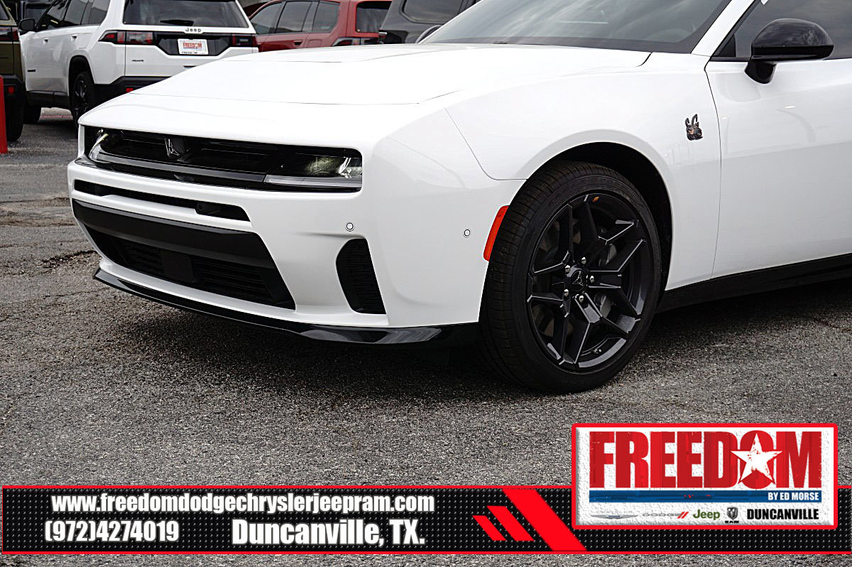 New 2026 Dodge Charger Scat Pack w/ Blacktop Package AWD/4WD image 37