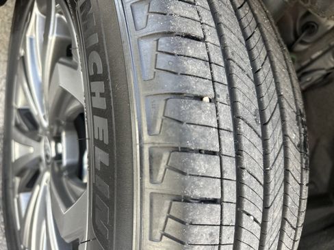 Used 2024 Toyota RAV4 Limited image 7