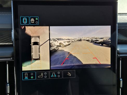 Used 2025 GMC Yukon AT4 image 15