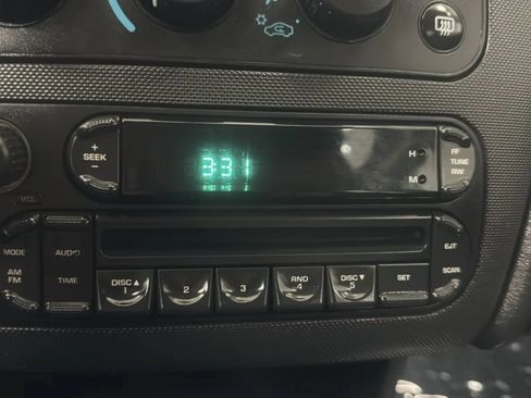 Used 2006 Dodge Stratus SXT FWD image 13