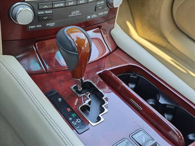 Used 2012 Lexus LS 460 L w/ Luxury Pkg RWD image 12