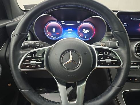 Used 2022 Mercedes-Benz GLC 300 4MATIC image 15