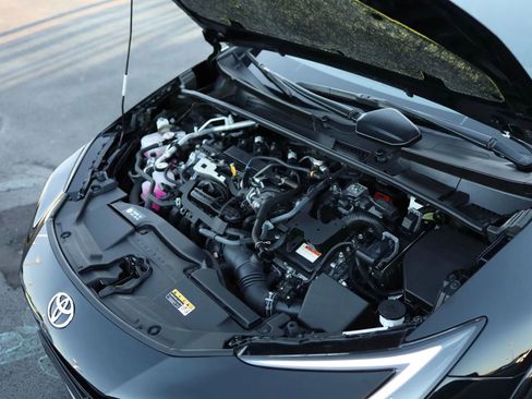 Used 2024 Toyota Prius XLE image 46