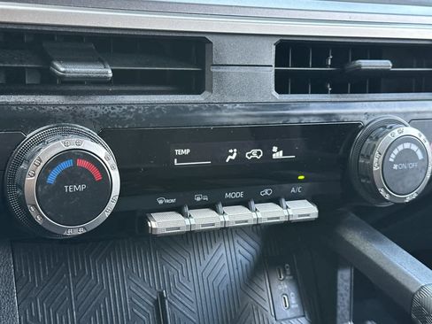 Certified 2025 Toyota 4Runner SR5 image 22