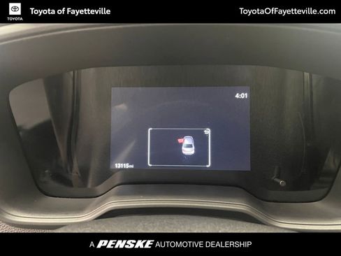 Used 2025 Toyota Corolla SE w/ SE Premium Package image 31