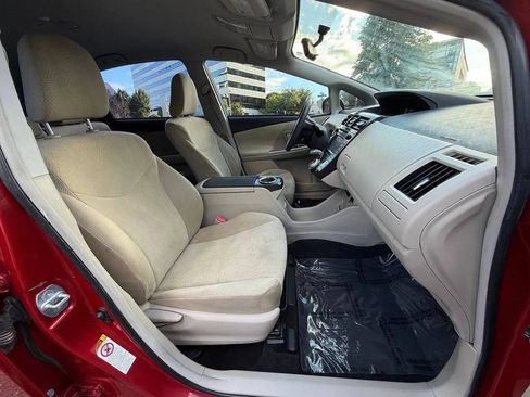 Used 2012 Toyota Prius V Two FWD image 27