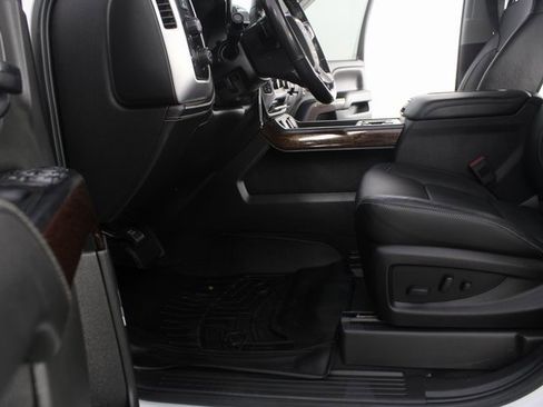 Used 2018 GMC Sierra 1500 SLT image 18