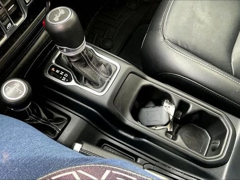 Used 2021 Jeep Wrangler Unlimited Sahara image 17