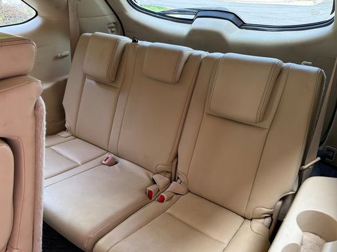 Used 2016 Toyota Highlander XLE AWD/4WD image 15