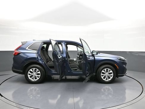 Certified 2025 Honda CR-V LX image 41
