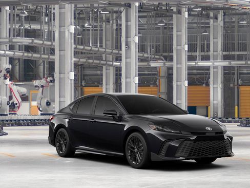 New 2026 Toyota Camry SE FWD image 17