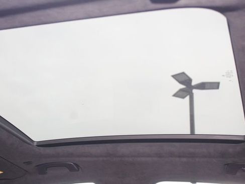 New 2026 BMW M5 w/ Executive Package image 23