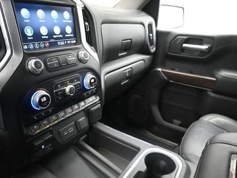 Used 2021 GMC Sierra 1500 SLT RWD image 31