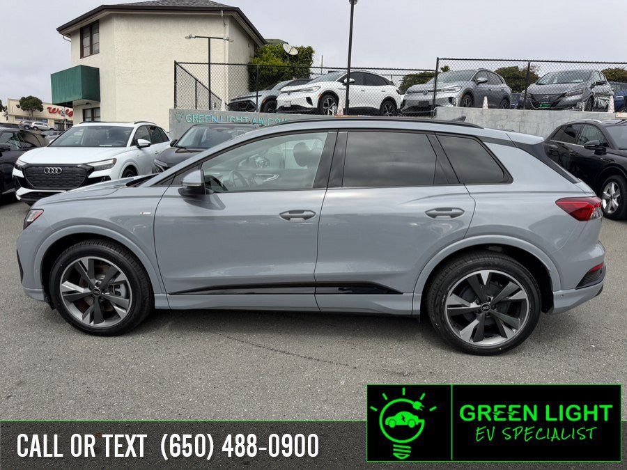 Used 2023 Audi Q4 e-tron Prestige w/ Black Optic Package AWD/4WD image 8