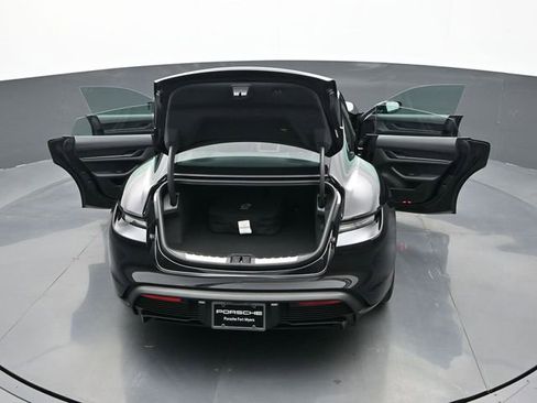 New 2026 Porsche Taycan image 29