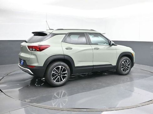 New 2026 Chevrolet TrailBlazer LT w/ Convenience Package image 5