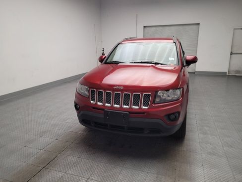 Used 2017 Jeep Compass Latitude AWD/4WD image 15