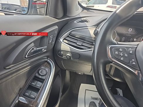 Used 2024 Chevrolet Malibu LT FWD image 14