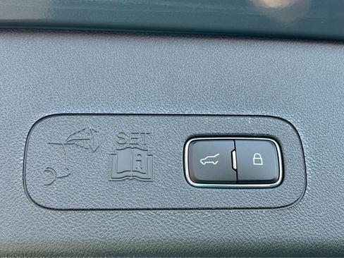 New 2025 Lincoln Aviator AWD w/ Equipment Group 101A image 9