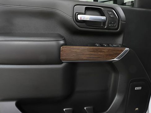 Used 2022 Chevrolet Silverado 3500 High Country w/ Z71 Off-Road Package image 22