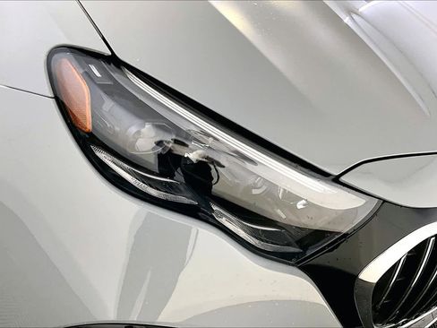 New 2026 Mercedes-Benz E 53 AMG e 4MATIC Sedan image 16