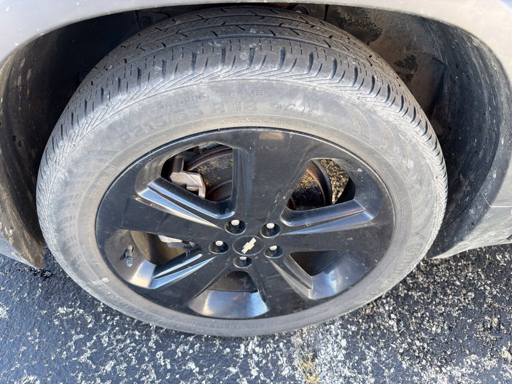 Used 2019 Chevrolet Trax Premier w/ Midnight Edition FWD image 13
