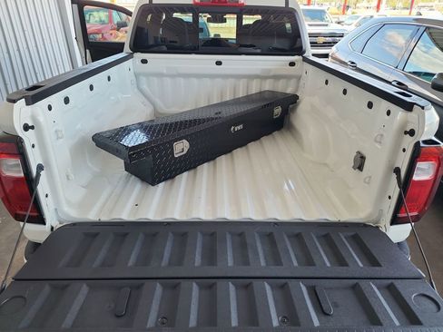 Certified 2023 GMC Canyon Elevation w/ Elevation Premium Package image 39