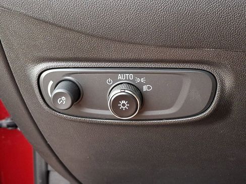 Used 2023 Chevrolet Equinox RS image 23