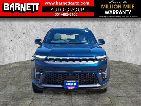 New 2026 Jeep Grand Wagoneer Limited AWD/4WD image 10
