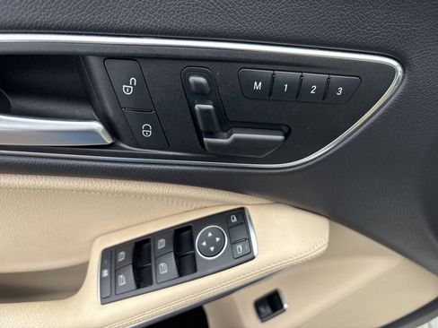 Used 2015 Mercedes-Benz CLA 250 4MATIC image 16