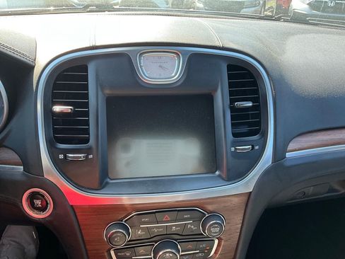 Used 2015 Chrysler 300 C Platinum w/ Light Group RWD image 13