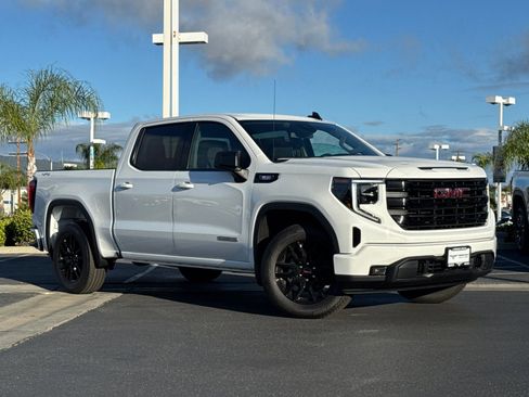New 2026 GMC Sierra 1500 Elevation AWD/4WD image 2