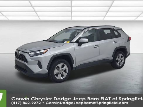 Used 2024 Toyota RAV4 XLE image 7