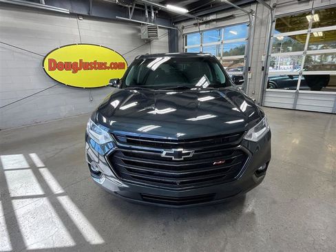 Used 2020 Chevrolet Traverse RS image 8