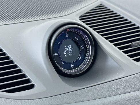 New 2026 Porsche Cayenne AWD/4WD image 17